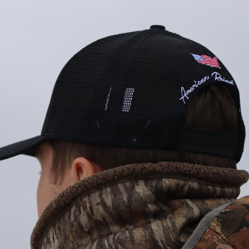 LOGO BLACK OUT HAT